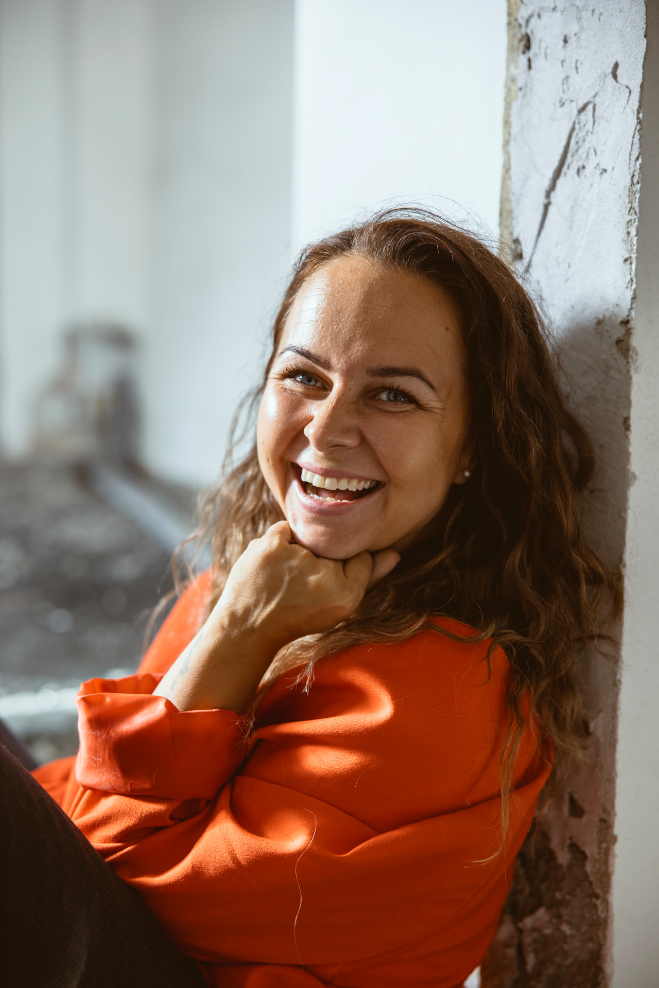 Zuzana pri individuálnej práci so ženou